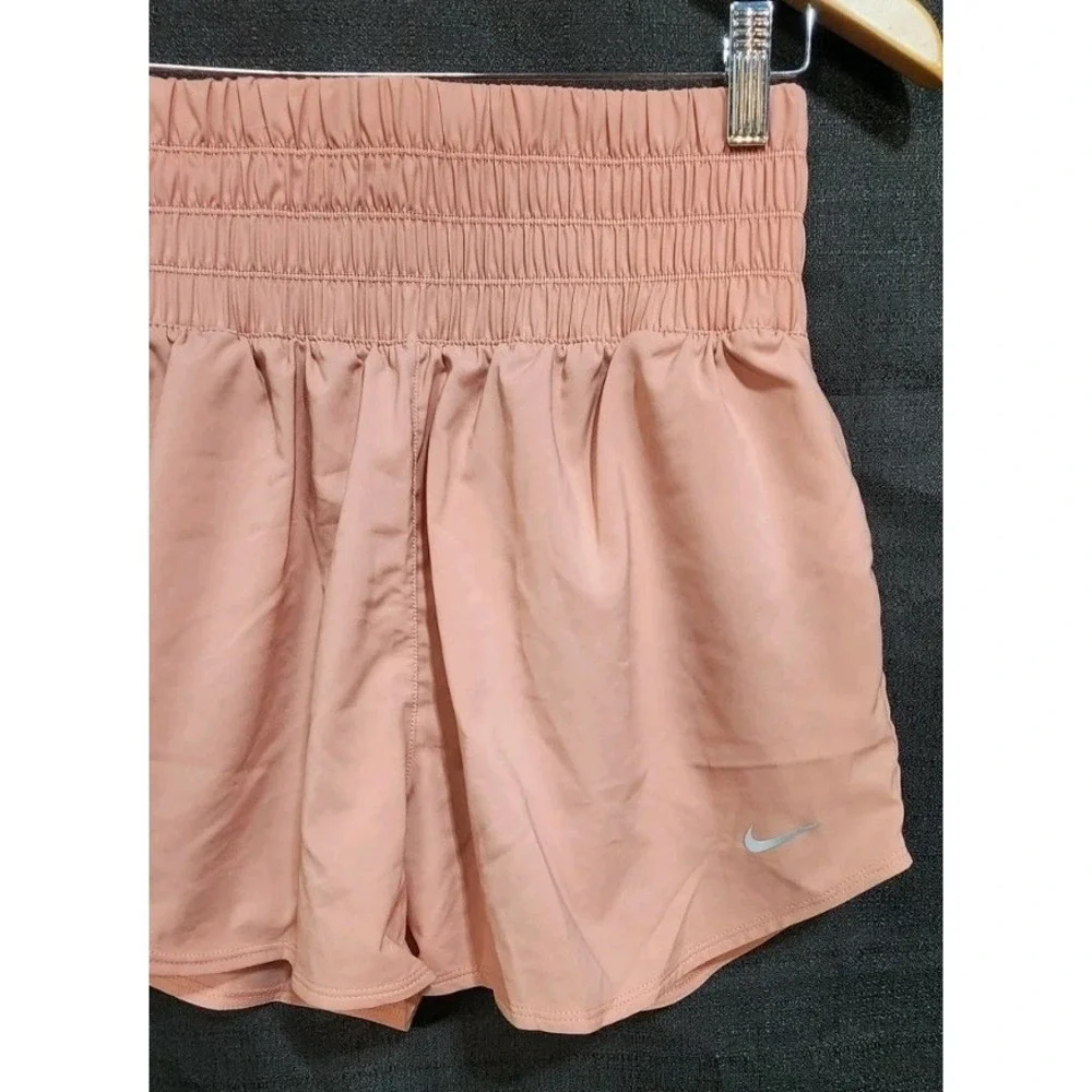 Women's Nike DX6642 Dri-Fit Ultra High-Waisted 3